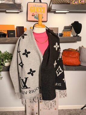 Louis Vuitton Reversible Monogram Shawl/Blanket Scarf